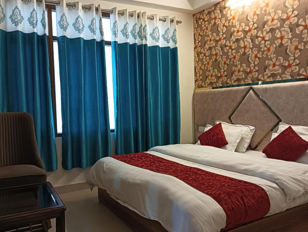 B&B Aston Shimla Hill'S Exterior photo
