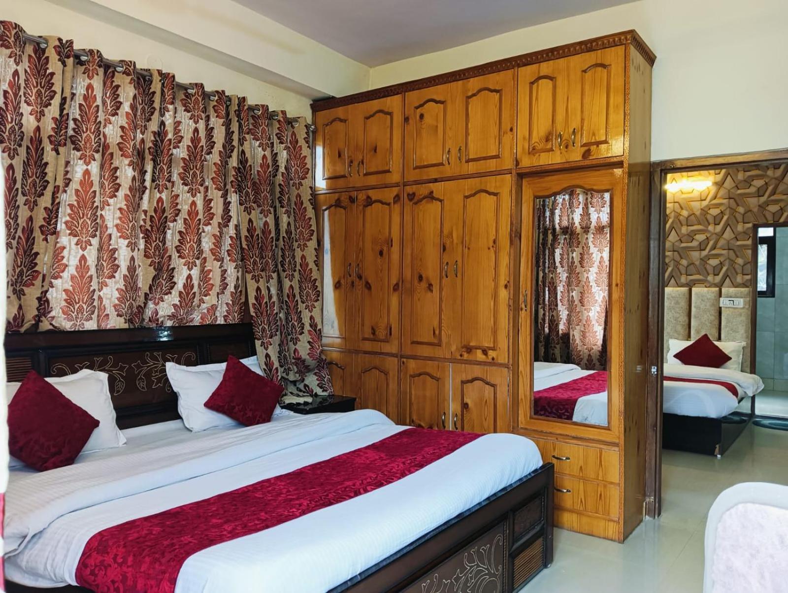 B&B Aston Shimla Hill'S Exterior photo